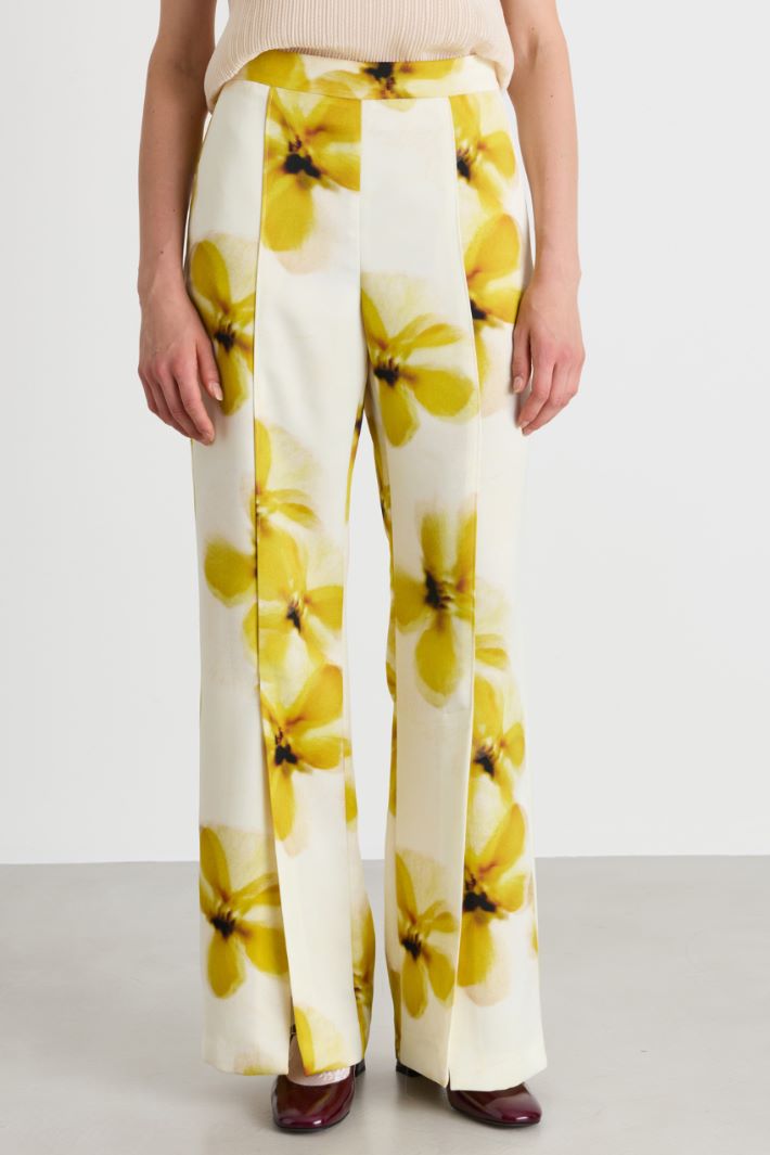 Printed satin trousers with front slits - WHITE YELLOW - Intrend - 2