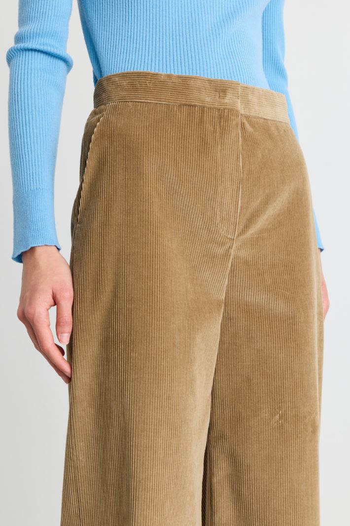 Wide-leg velvet trousers - CAMEL - Intrend - 3