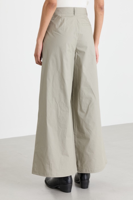 Pantalone ampio in popeline