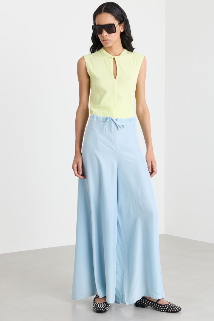 Oversized drawstring trousers - LIGHT BLUE - Intrend
