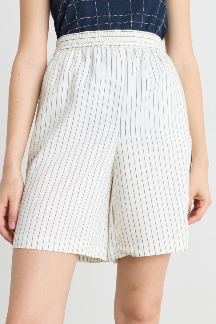 Short à rayures tennis en twill fluide - BLANC NOIR  - Intrend - 3