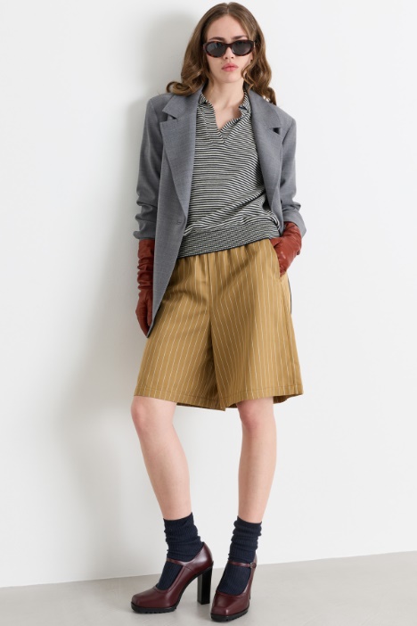 Pinstriped fluid twill shorts - Intrend