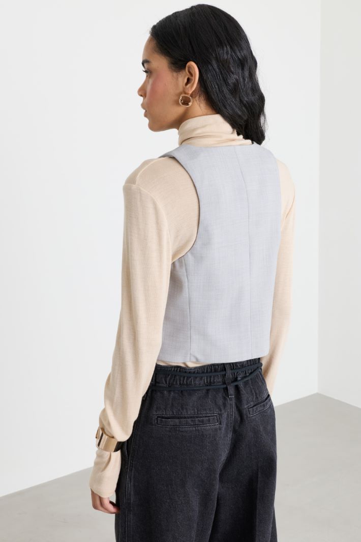 Cropped V-neck waistcoat - GREY - Intrend - 4