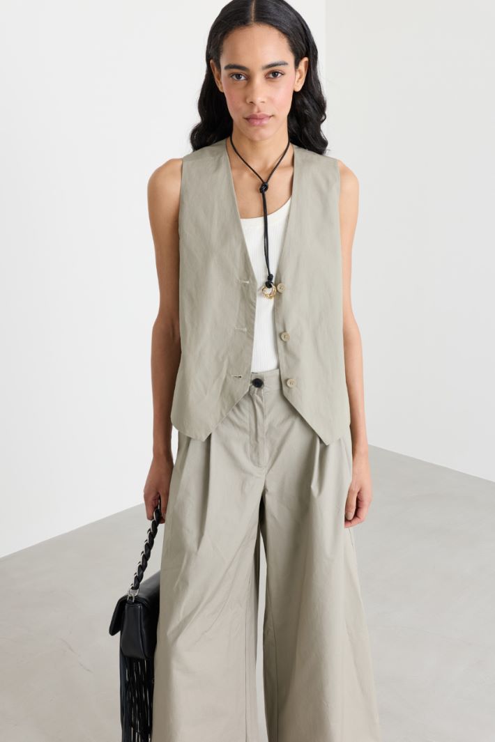 Top gilet in popeline - VERDE - Intrend - 2