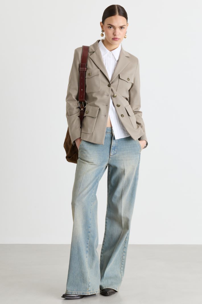 Weit geschnittene Jeans - HIMMELBLAU - Intrend