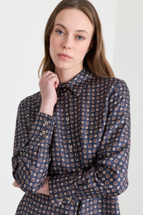Blusa in twill di pura seta stampata