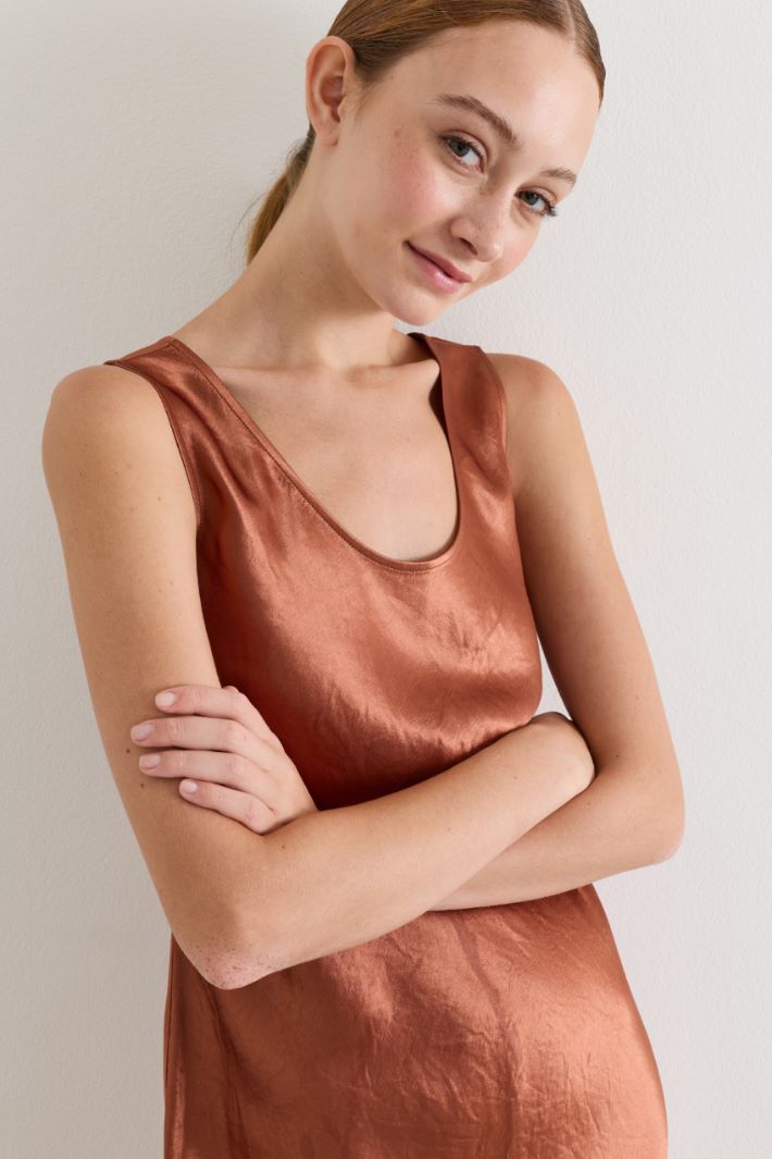 Lustrous Satin Dress - RED - Intrend - 3