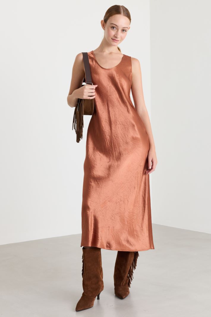 Lustrous Satin Dress - RED - Intrend