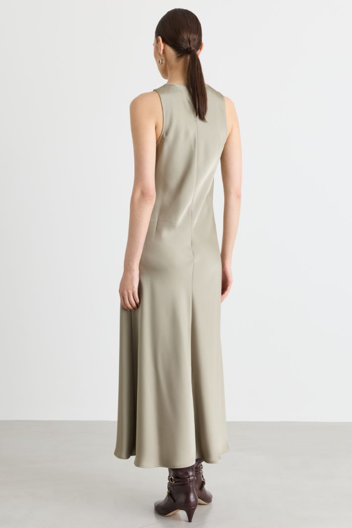 Robe fluide en satin - VERT - Intrend - 4