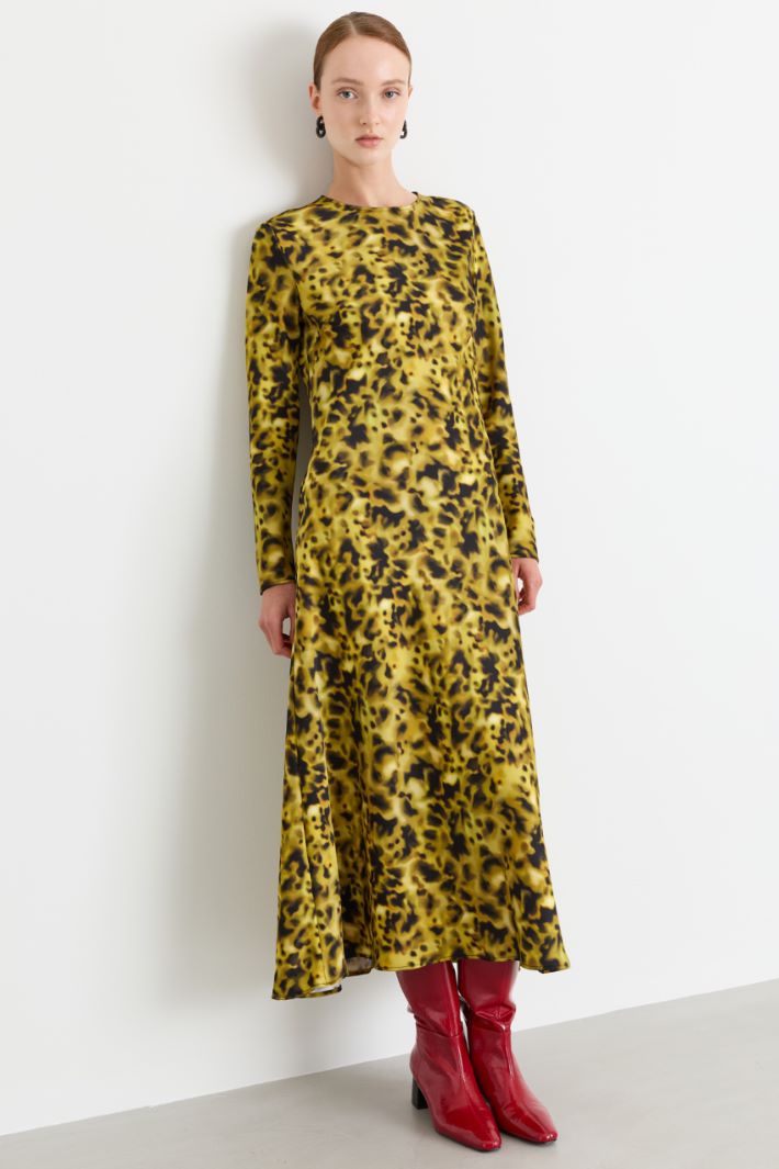 Animal-print satin dress - YELLOW - Intrend - 2