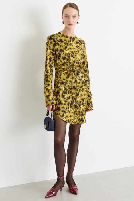 Spot-print short dress - Intrend