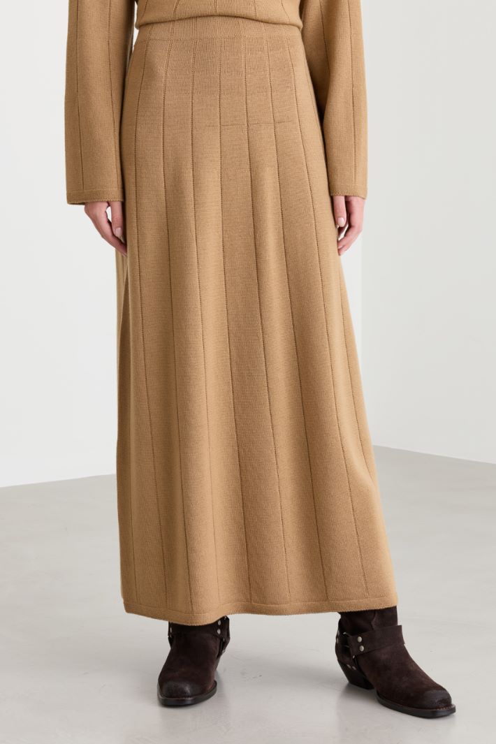 Flat-ribbed wool skirt - CAMEL - Intrend - 2
