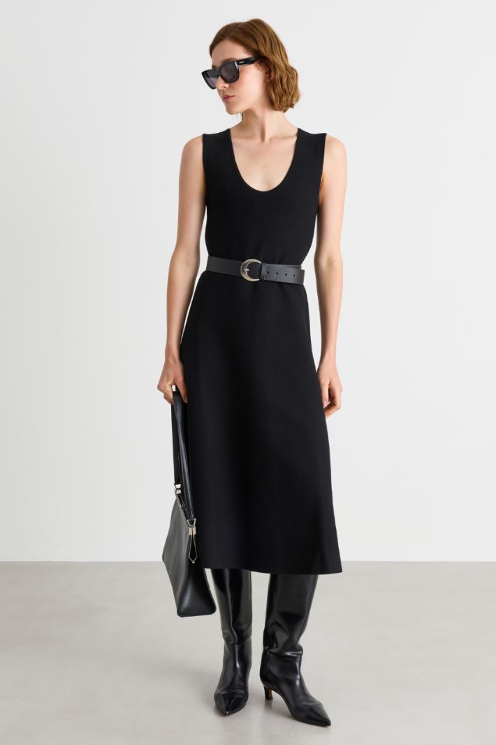 Abito longuette in viscosa stretch - NERO - Intrend