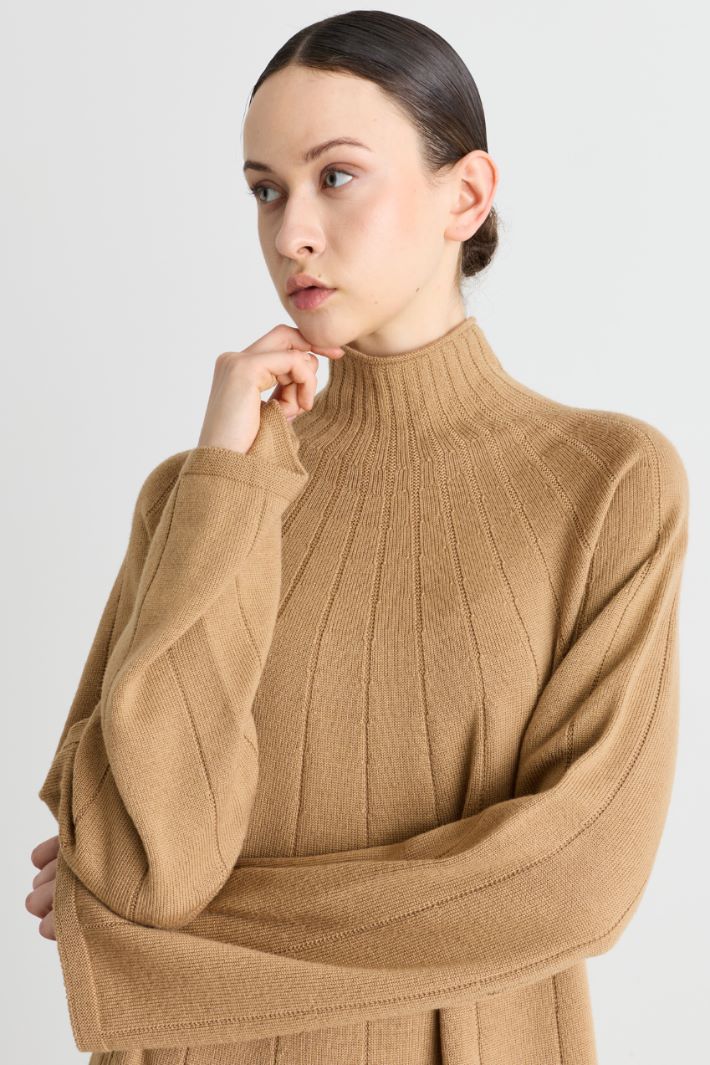 Long flat-rib knit dress - CAMEL - Intrend - 3