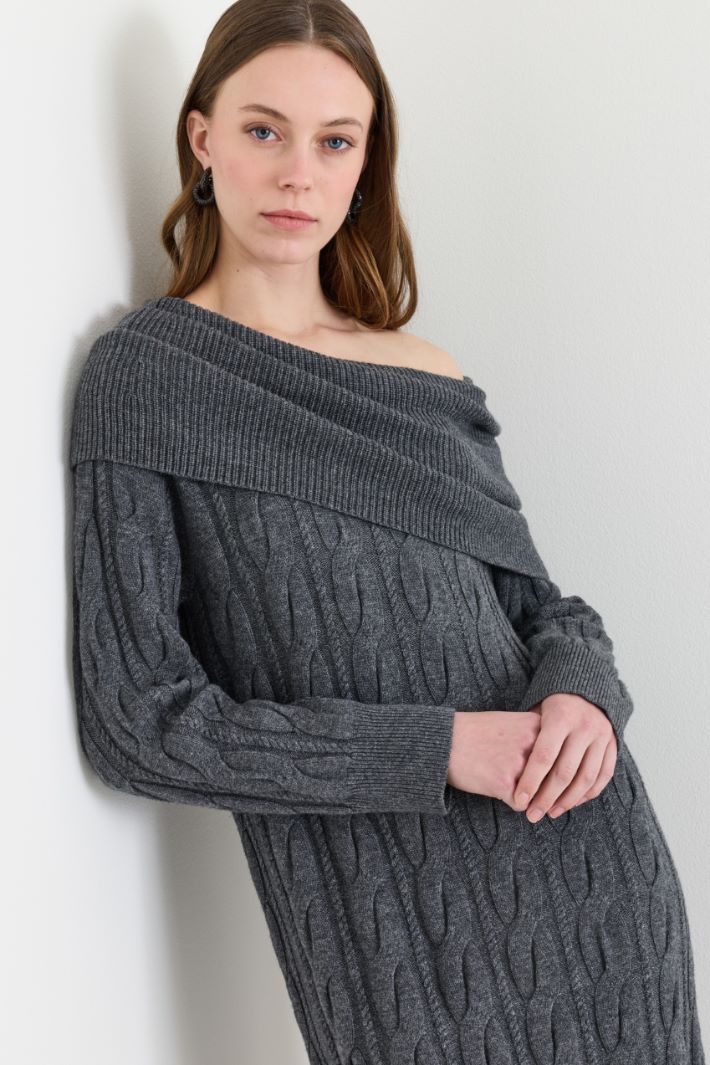 Off-the-shoulder cable-knit dress - GREY - Intrend - 3