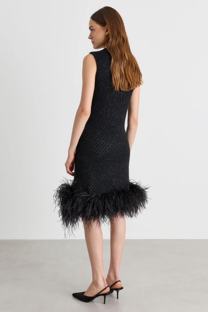 Minidress in maglia con piume - NERO - Intrend - 4
