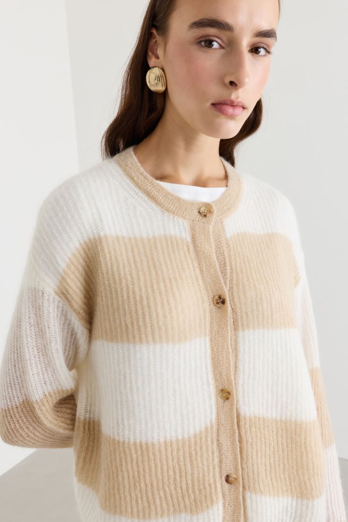 Cardigan in mohair a coste - BIANCO CAMMELLO  - Intrend - 3