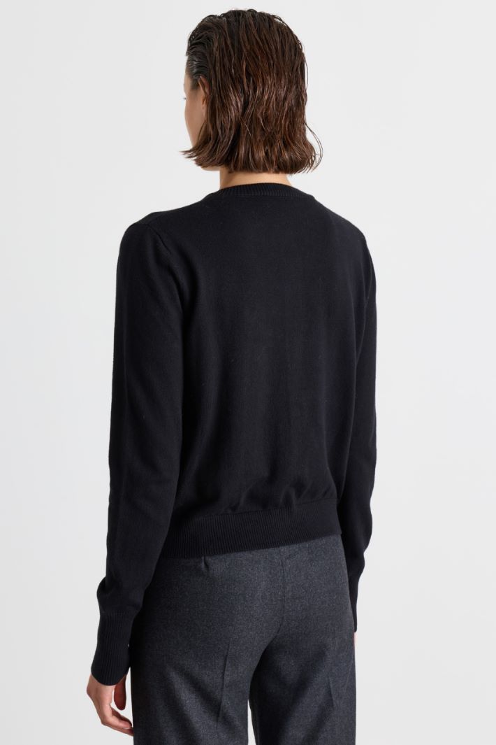 Floral Appliqué Cardigan - BLACK - Intrend - 4