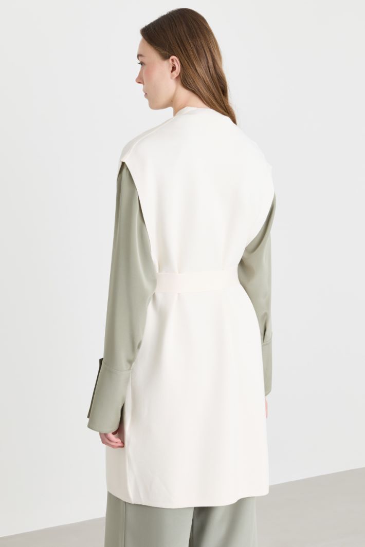 Gilet lungo con cintura - BIANCO - Intrend - 4