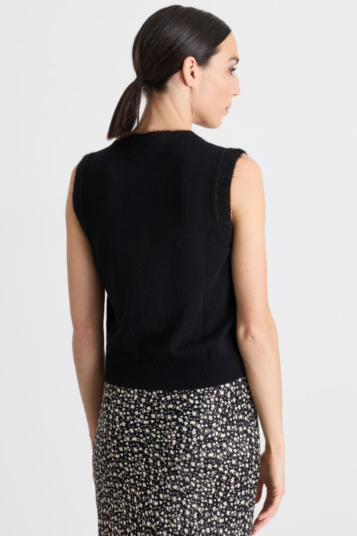 Floral-Appliqué Gilet - BLACK - Intrend - 4
