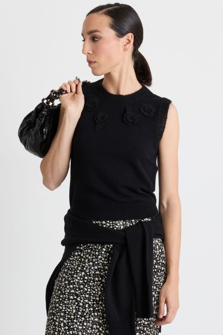 Floral-Appliqué Gilet - BLACK - Intrend - 2