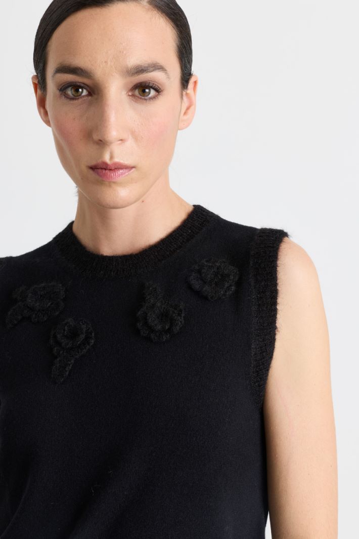 Floral-Appliqué Gilet - BLACK - Intrend - 3