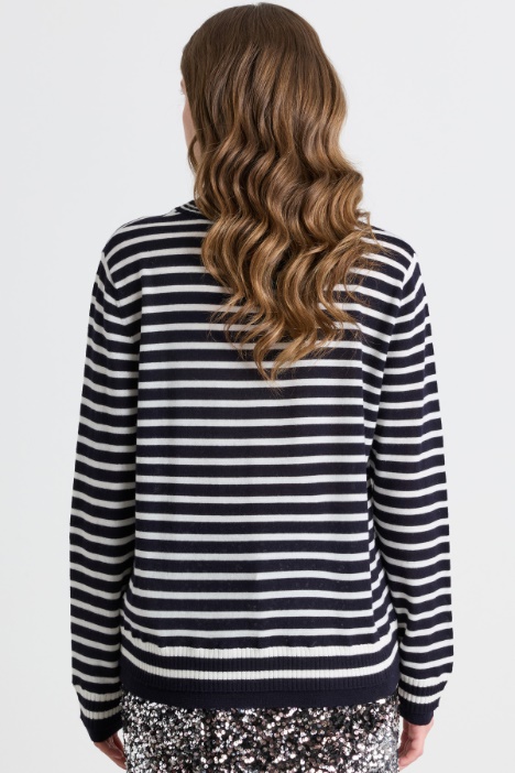 Maglia in pura lana con doppi bordi