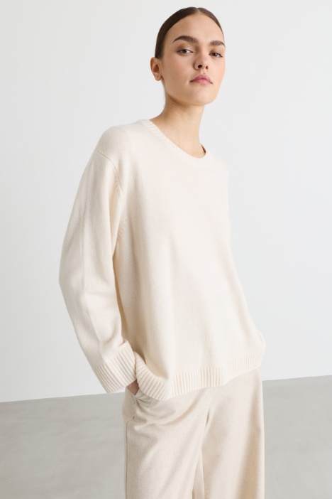Oversized long-sleeved jumper - Intrend