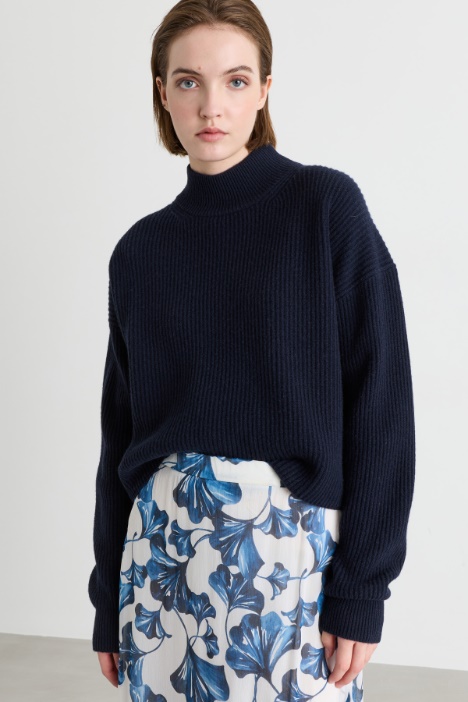 Maglia dolcevita boxy - Intrend