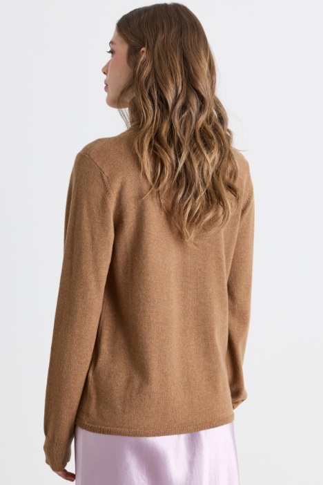 Maglia dolcevita in lana e cashmere