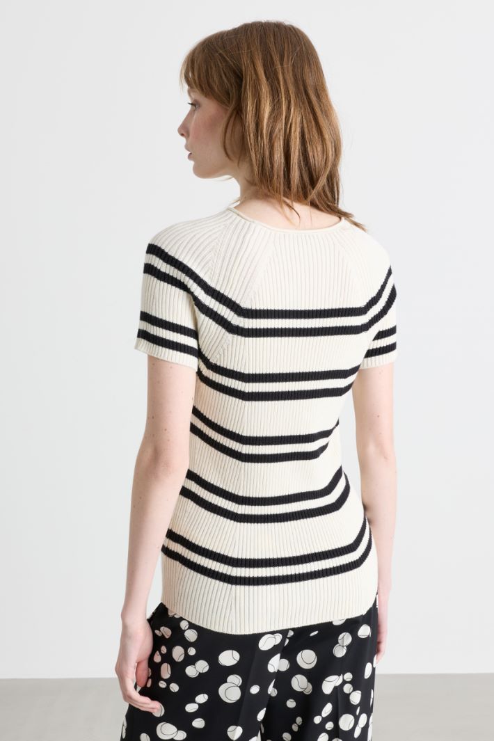Ribbed slim-fit top - WHITE BLACK - Intrend - 4