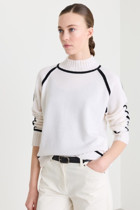 Maglia con maniche raglan - Intrend