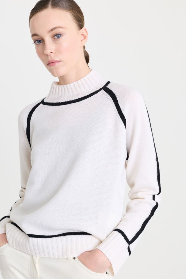 Maglia con maniche raglan - BIANCO NERO - Intrend - 3