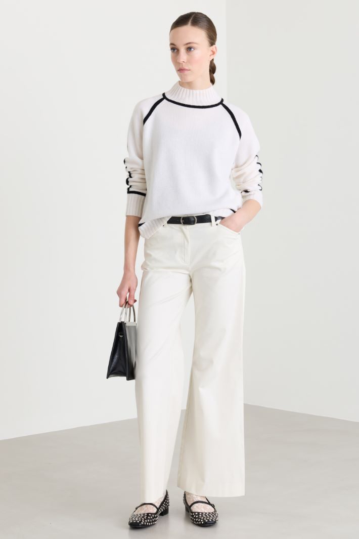 Maglia con maniche raglan - BIANCO NERO - Intrend