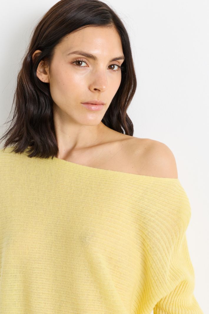 Horizontally Ribbed Jumper - YELLOW - Intrend - 3