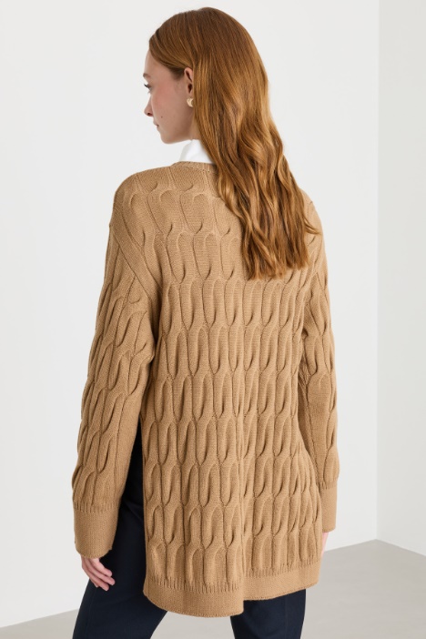 Maglia in lana a trecce