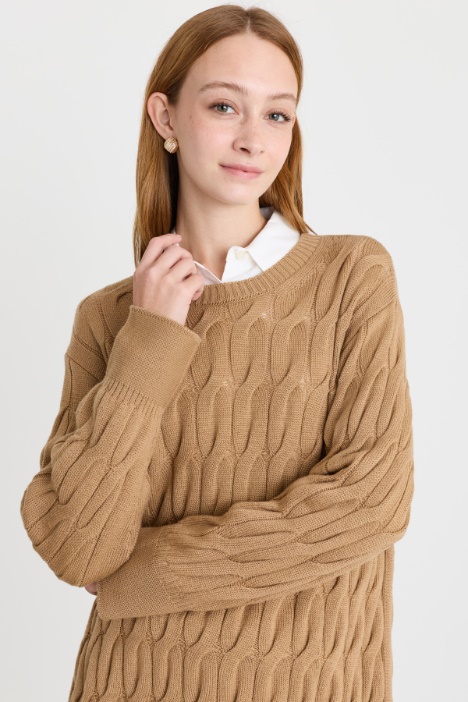 Maglia in lana a trecce