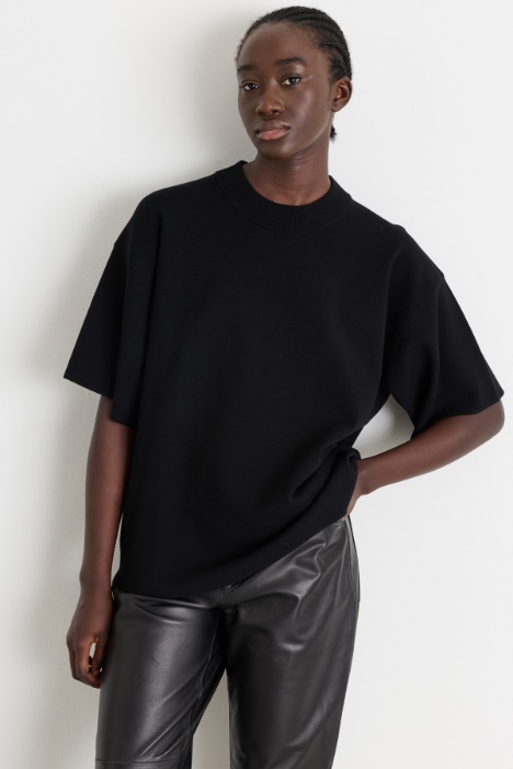 Boxy short-sleeved top - Intrend