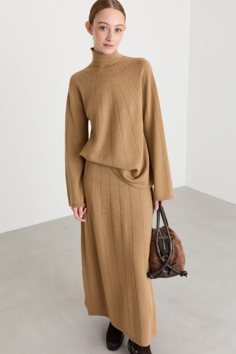 Flared-Sleeve Turtleneck Jumper - Intrend
