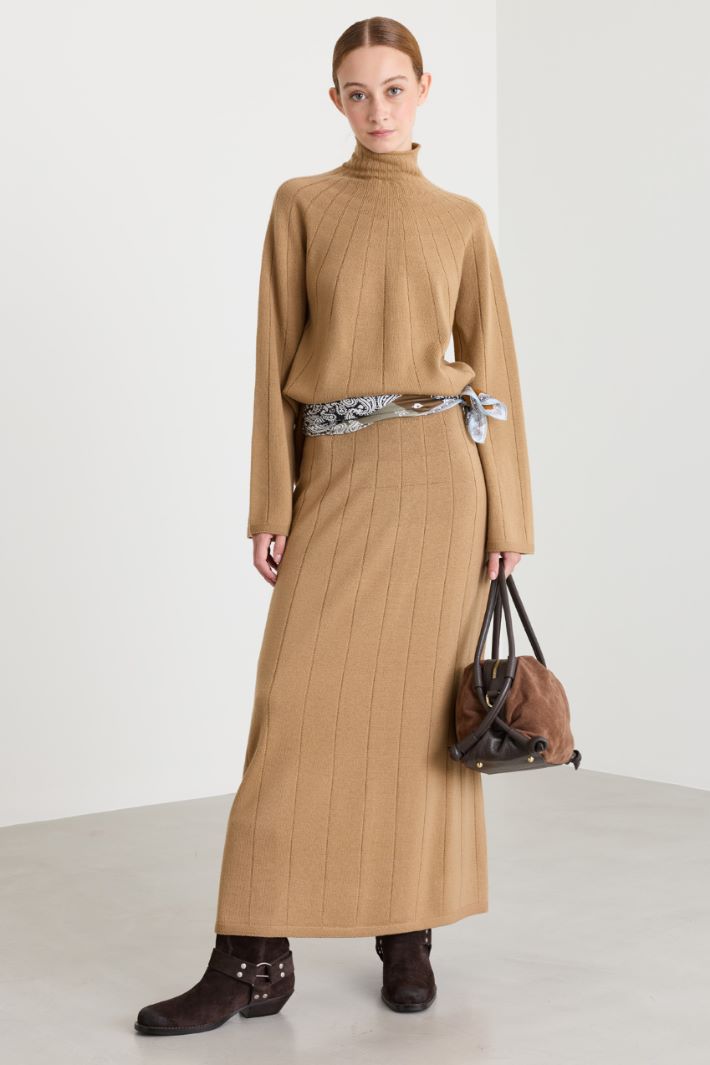 Flared-Sleeve Turtleneck Jumper - CAMEL - Intrend