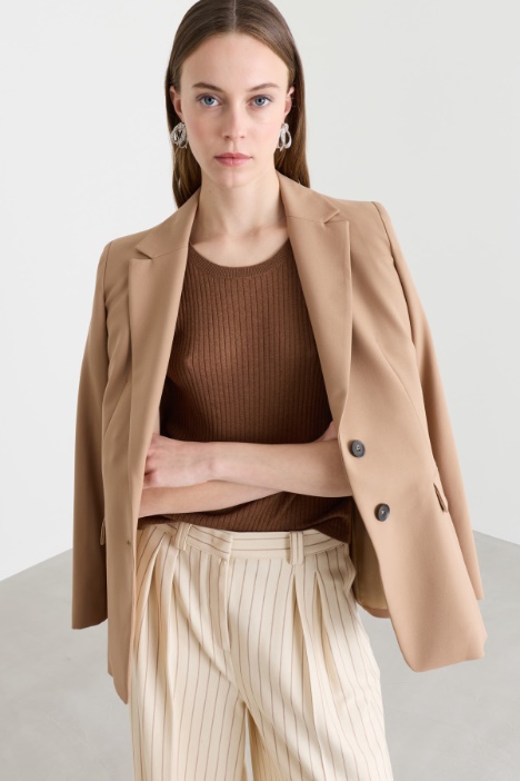 Fitted sleeveless top - Intrend