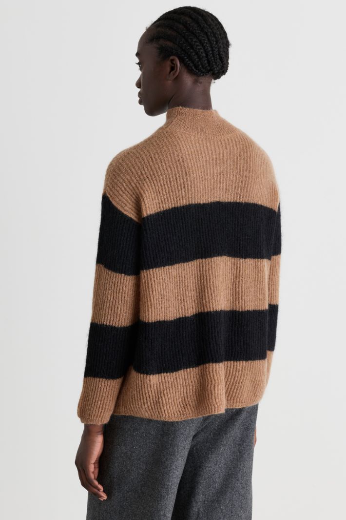 Polo neck jumper - CAMEL BLACK - Intrend - 4