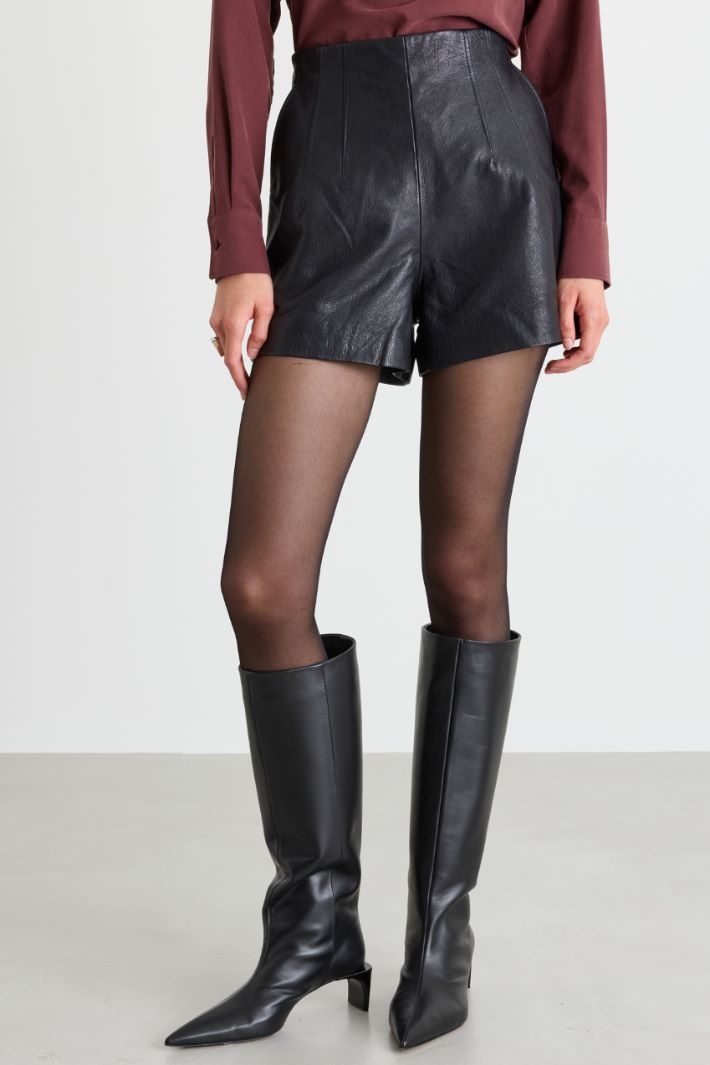 Short con impunture - NERO - Intrend - 2