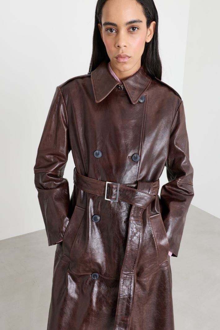Glossy Belted Trench Coat - BROWN - Intrend - 3