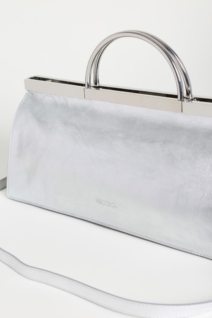 Bolso laminado - PLATA - Intrend - 4