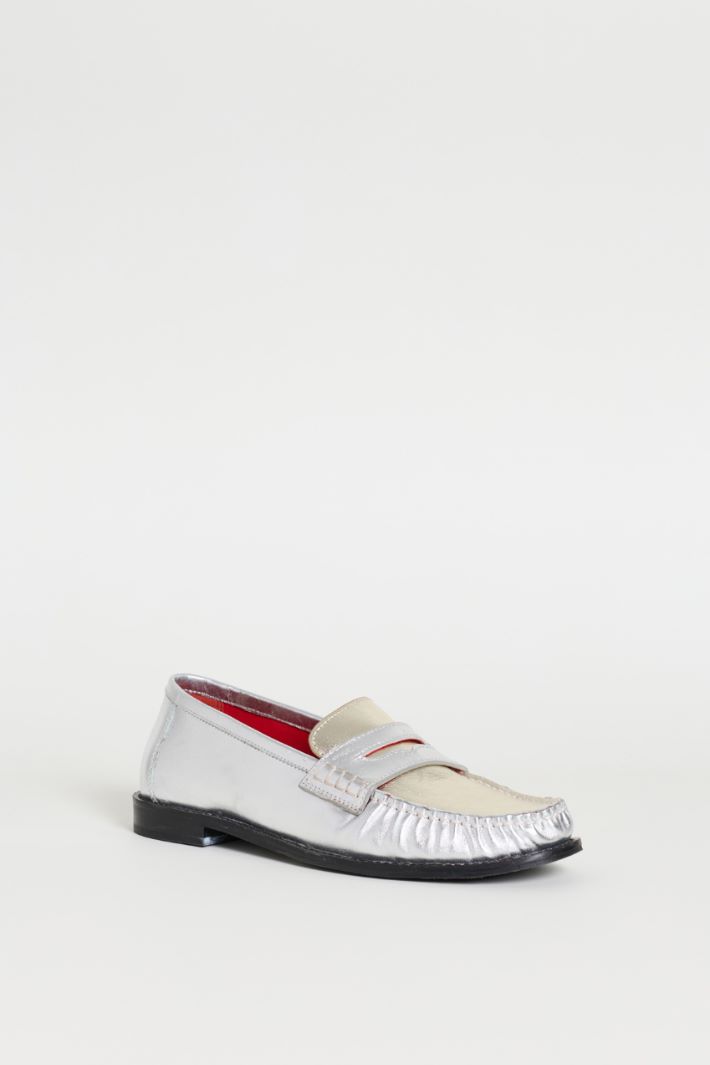 Mocasines de piel laminada - PLATA - Intrend - 2