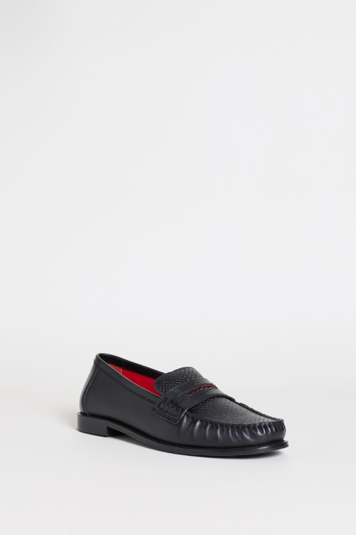 Mocasines de piel laminada - NEGRO - Intrend - 2
