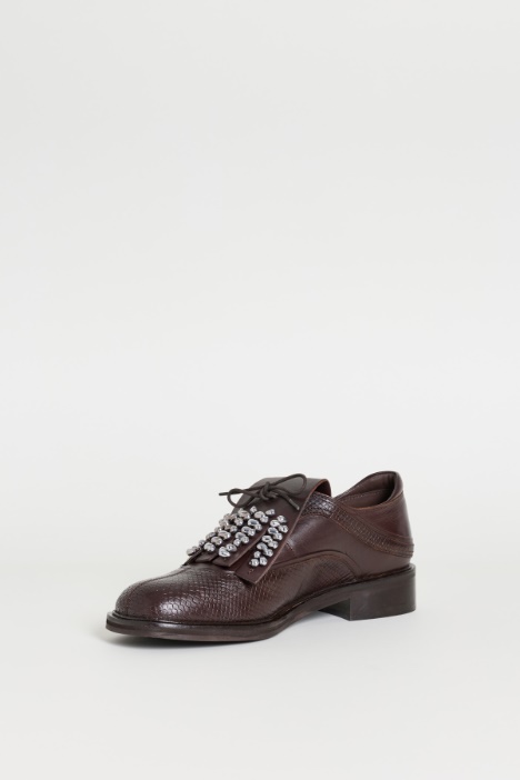 Brogues in pelle con frangia bijou