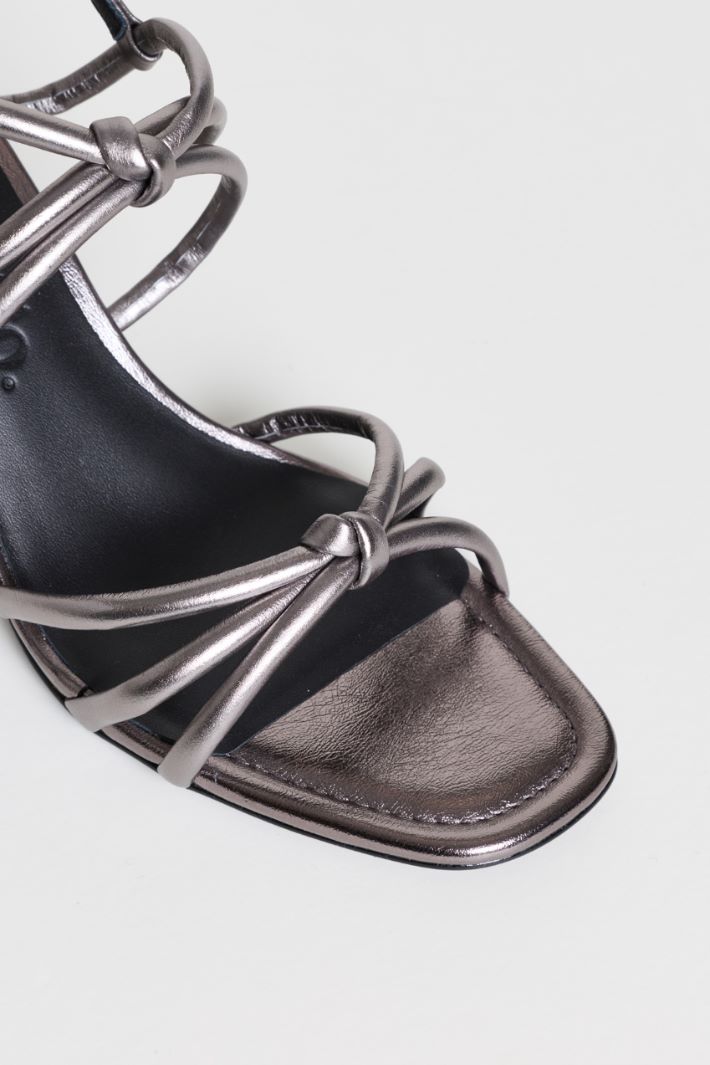 Laminated leather sandals - SILVER - Intrend - 4