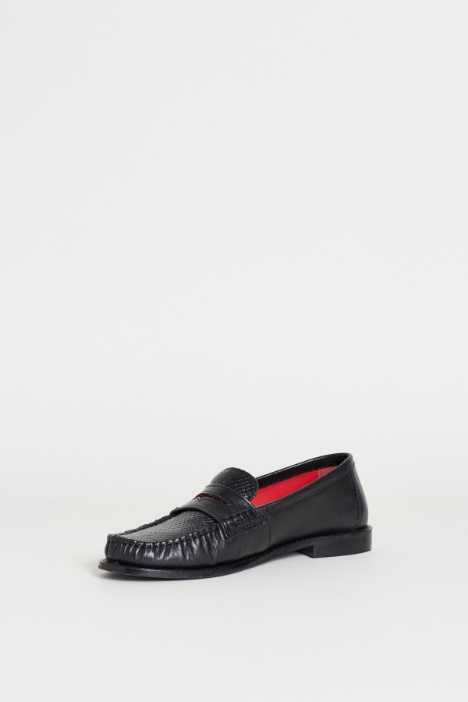 Mocasines con estampado efecto reptil